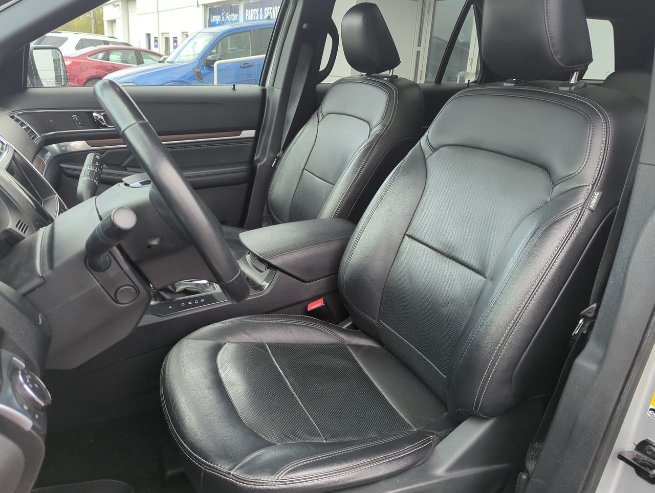 2019 Ford Explorer Limited - 21631A Mobile Image 10