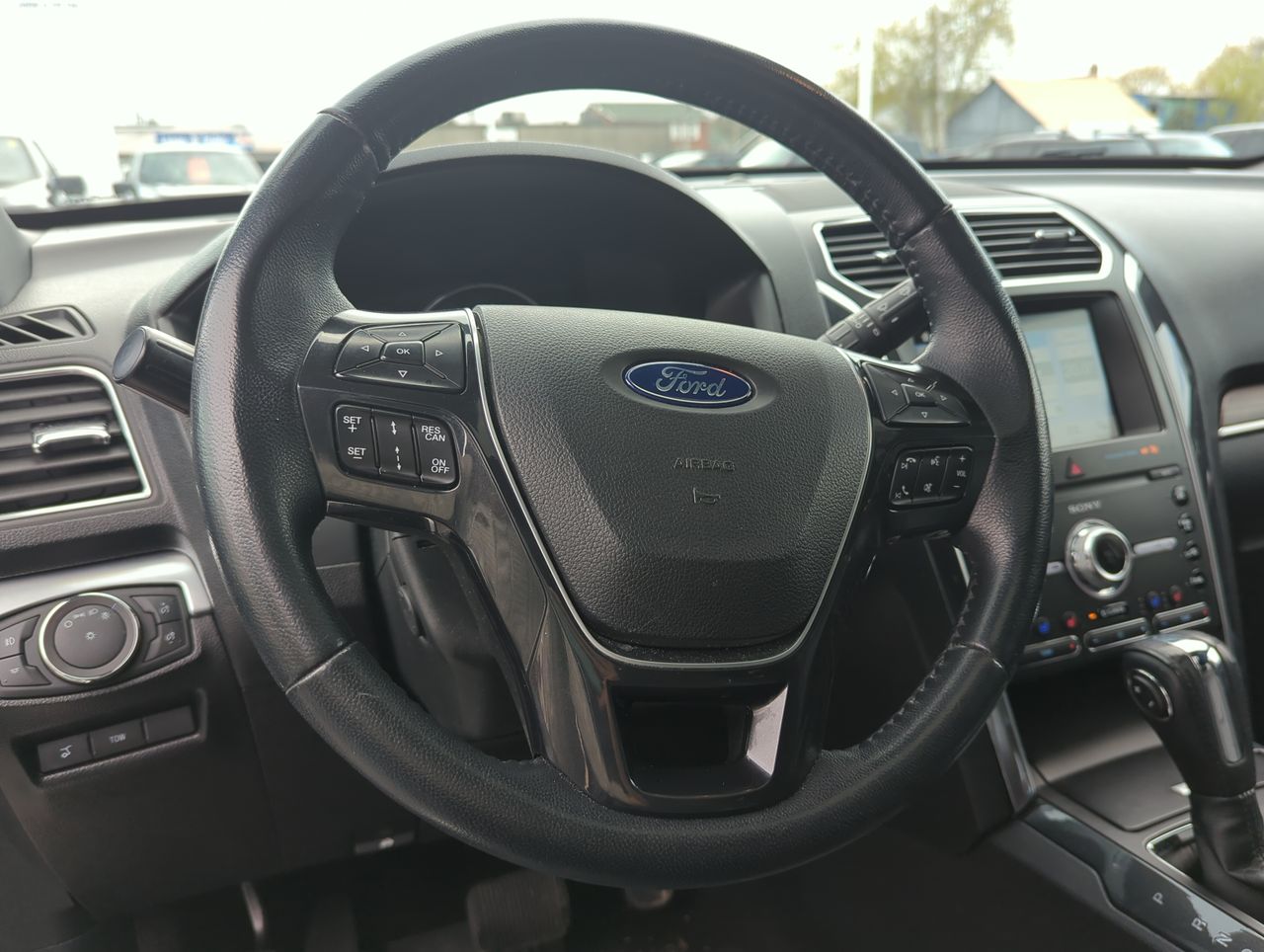 2019 Ford Explorer Limited - 21631A Mobile Image 13