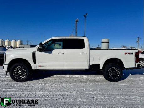 2025 Ford Super Duty F-350 SRW Platinum 