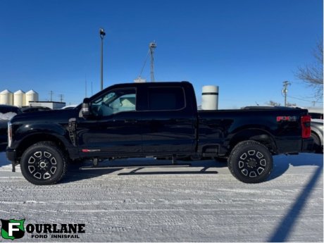 2025 Ford Super Duty F-350 SRW Platinum 