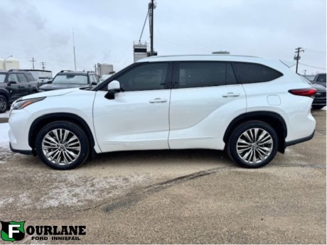 2022 Toyota Highlander Platinum Hybrid 