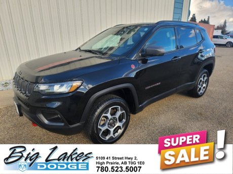 2022 Jeep Compass Trailhawk-Panoramic Sunroof-Navigation-10 inch Touchscreen 