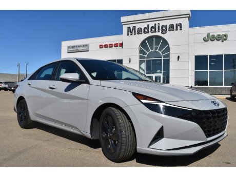 2022 Hyundai Elantra Preferred 