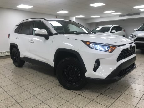2021 Toyota RAV4 XLE AWD 