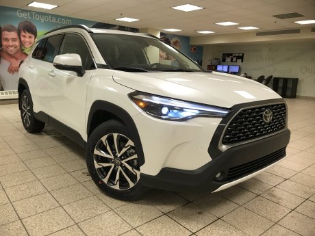 2025 Toyota Corolla Cross XLE 