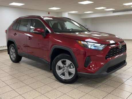 2022 Toyota RAV4 XLE 