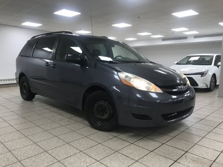 2007 Toyota Sienna LE 