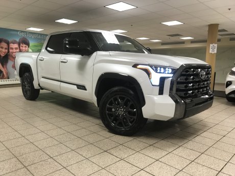 2025 Toyota Tundra PLATINUM 