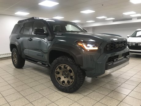 2025 Toyota 4RUNNER HYBRID 