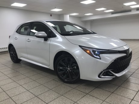 2025 Toyota Corolla Hatchback BASE 