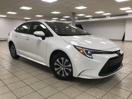 2025 Toyota Corolla HYBRID LE 