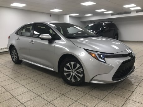 2025 Toyota Corolla HYBRID LE 