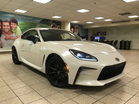 2025 Toyota GR86 PREMIUM 