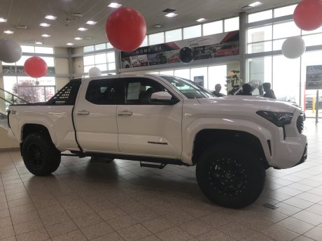 2025 Toyota Tacoma 4X4  