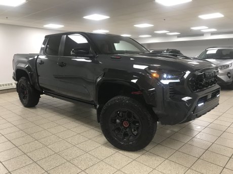 2024 Toyota Tacoma HYBRID TRD PRO 