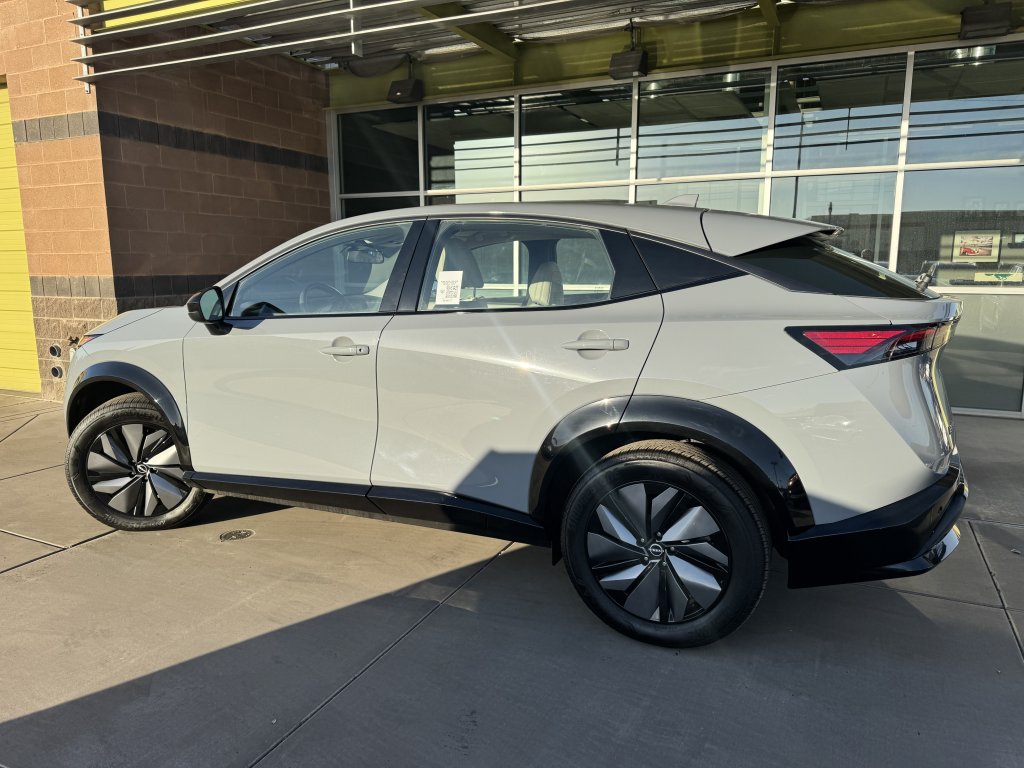 2024 Nissan ARIYA Engage