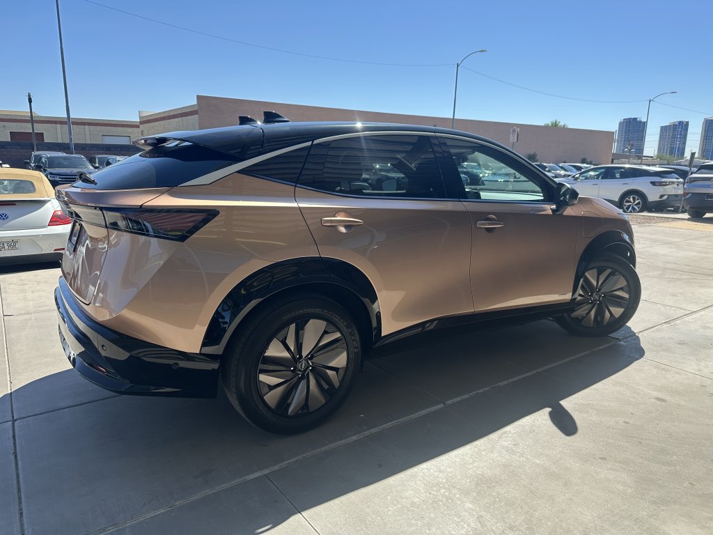 2023 Nissan Ariya Premiere