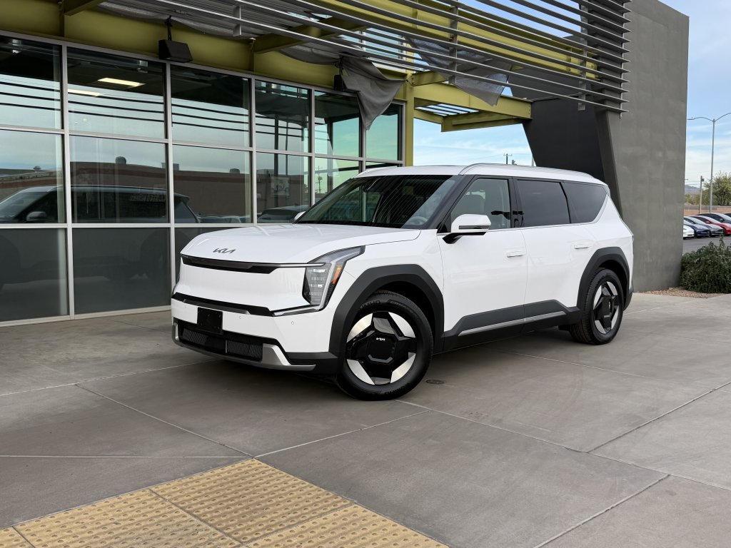 2025 Kia EV9 Wind AWD's photo