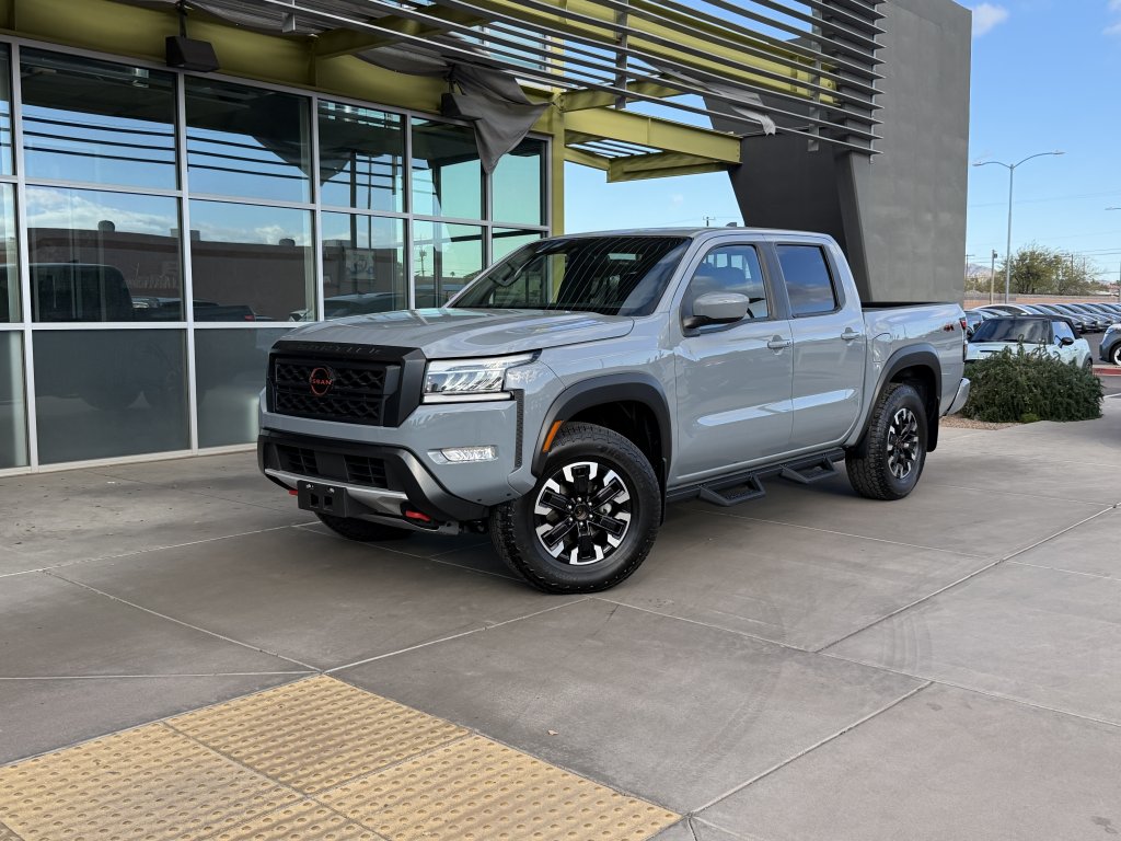 2024 Nissan Frontier PRO-4X Crew Cab 4X4's photo
