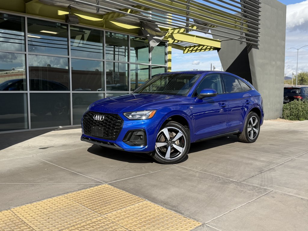 2023 Audi Q5 Sportback 45 Premium Plus's photo