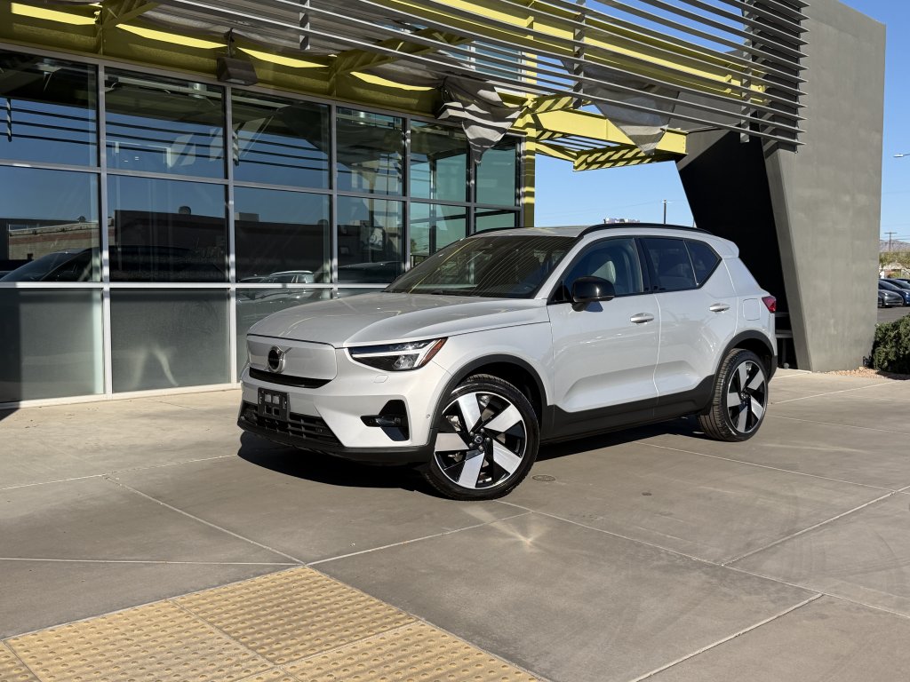 2023 Volvo XC40 P8 Recharge Ultimate AWD's photo