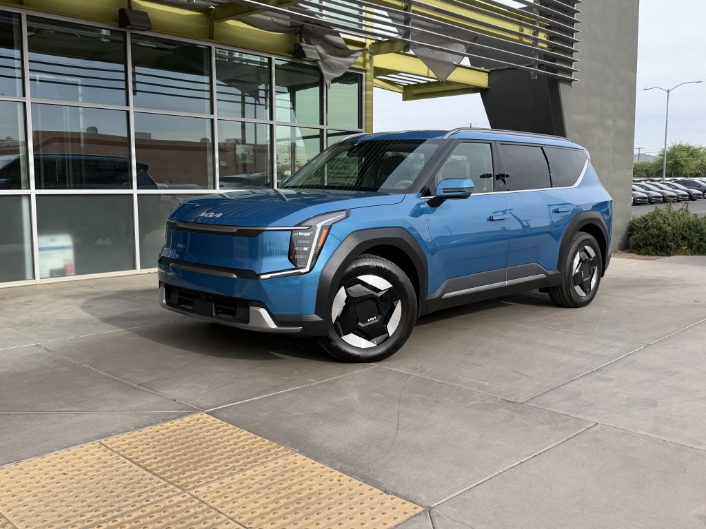 2024 Kia EV9 Wind AWD's photo