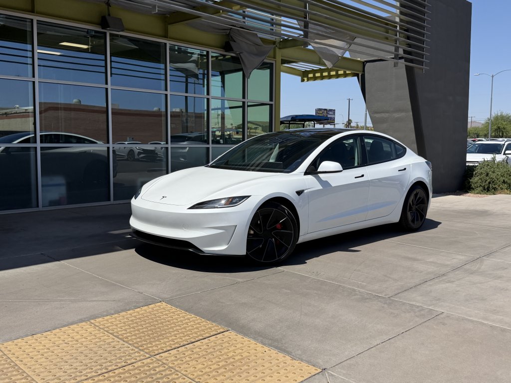 2025 Tesla Model 3 Performance's photo