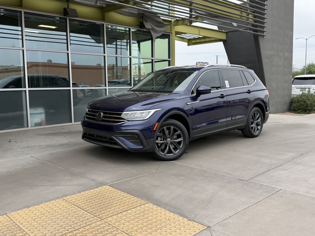 2022 Volkswagen Tiguan 2.0T SE's photo