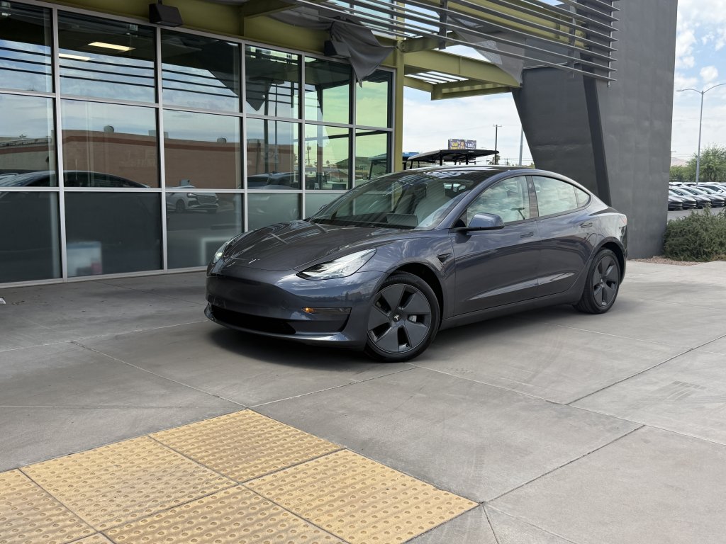2023 Tesla Model 3 -'s photo