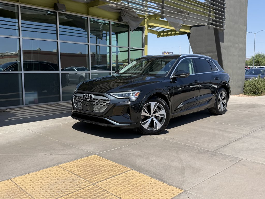 2024 Audi Q8 e-tron 55 114 kWh Premium Plus quattro's photo