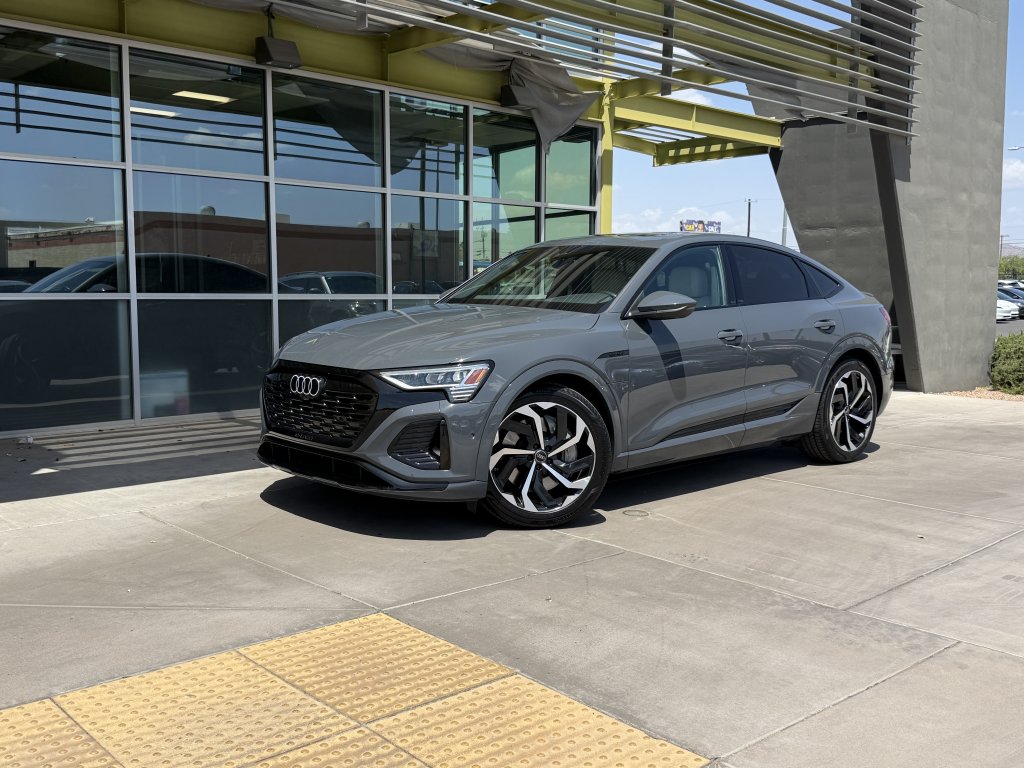 2024 Audi Q8 Sportback e-tron 55 114 kWh Premium Plus quattro's photo
