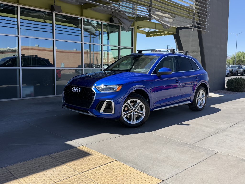 2024 Audi Q5 55 e Premium Plus's photo