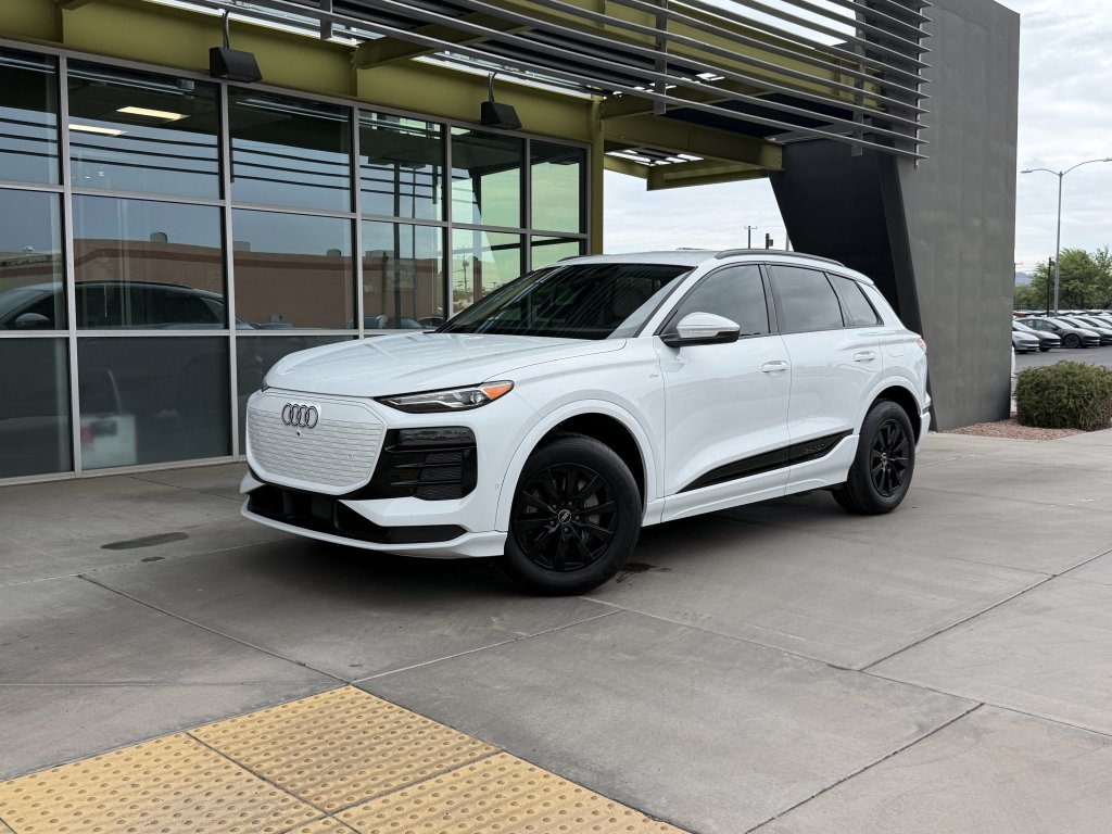 Glacier White Metallic 2025 Audi Q6 e-tron SUV / Crossover Rear-Wheel Drive Automatic