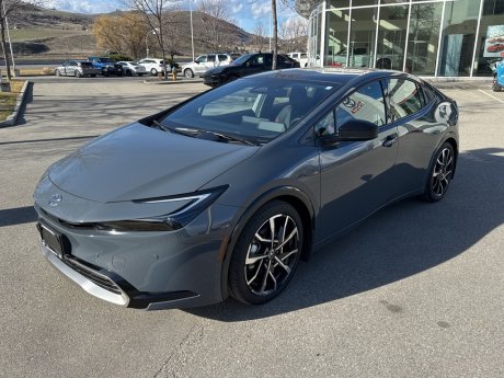 2025 Toyota Prius Plug-In Hybrid XSE Premium 