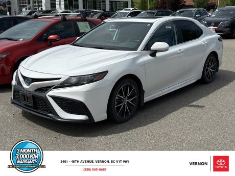 2023 Toyota Camry Hybrid SE 