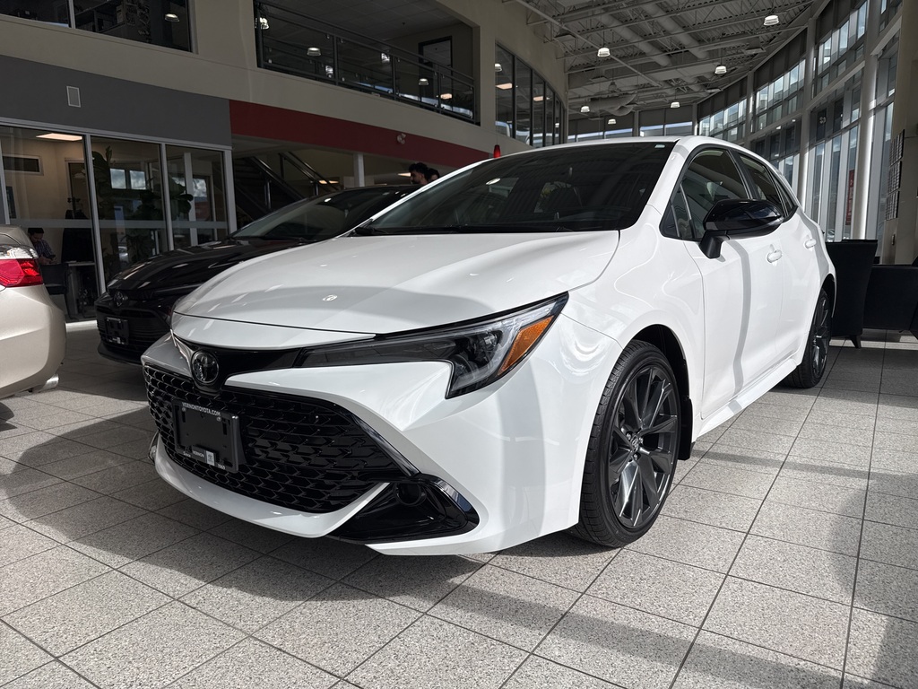 2026 Toyota Corolla Hatchback SE Upgrade FWD