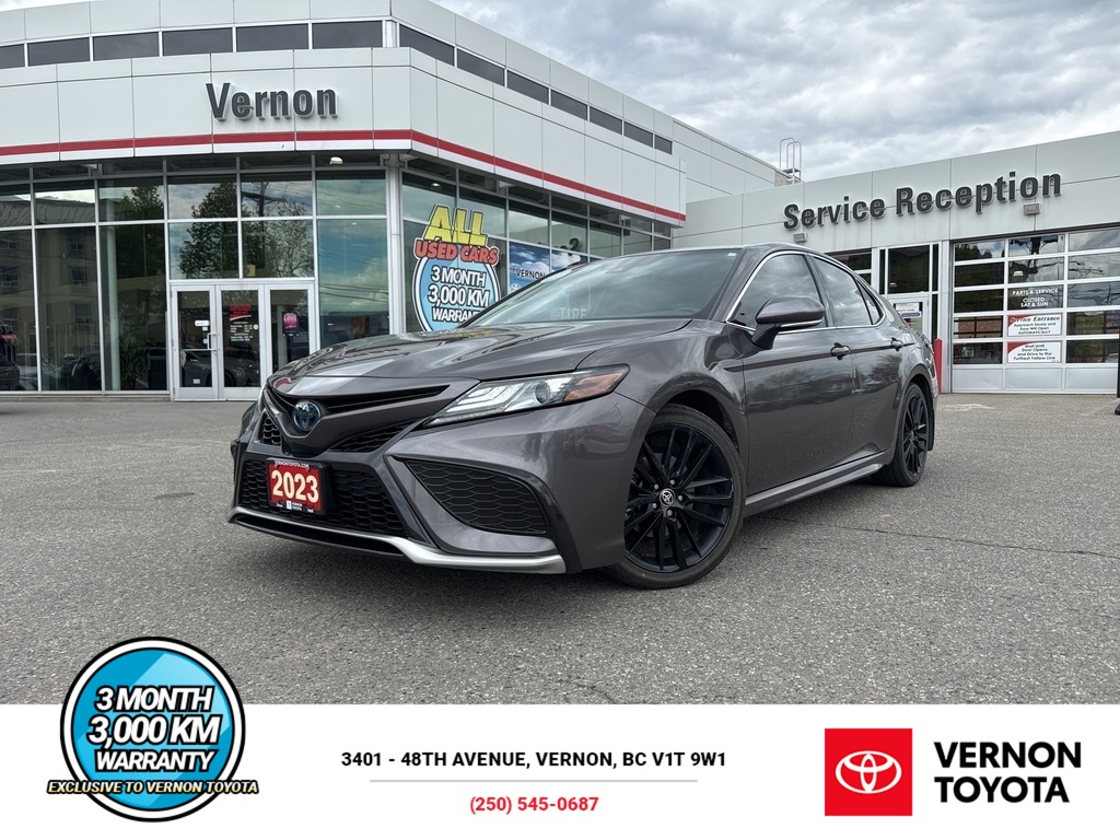 Gray (Pre-Dawn Grey Mica) 2023 Toyota Camry Hybrid XSE FWD Sedan Front-Wheel Drive Continuously Variable Transmission