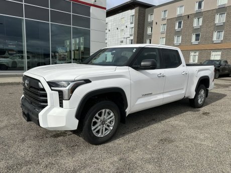 2025 Toyota Tundra 4X4 SR5 