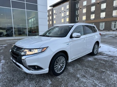 2022 Mitsubishi Outlander PHEV SE 