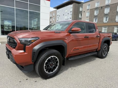 2025 Toyota Tacoma Hybrid TRD 