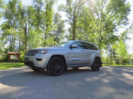 2021 Jeep Grand Cherokee Altitude 