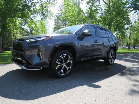 2025 Toyota RAV4 Plug-In Hybrid XSE 