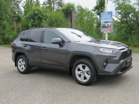 2020 Toyota RAV4 XLE 