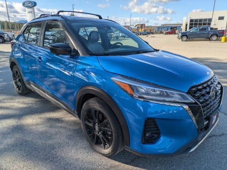 2021 Nissan Kicks SR 