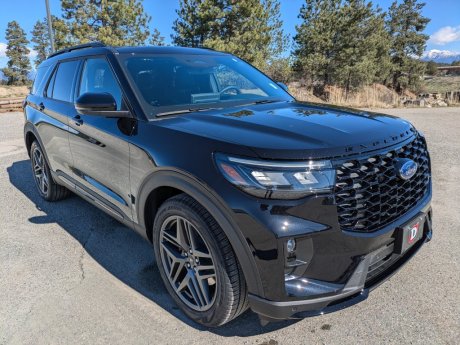 2025 Ford Explorer ST AWD 