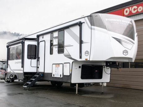 2025 Forest River Sandpiper 3880BH  Fifth Wheel