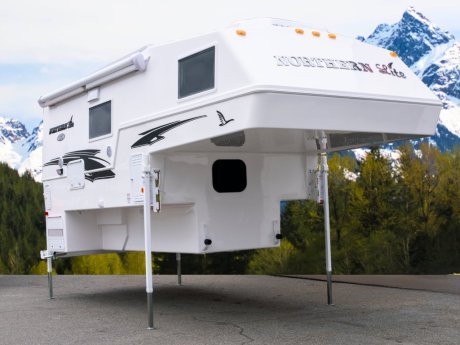 2025 Northern Lite 10-2 EX WET BATH LE   Truck Camper