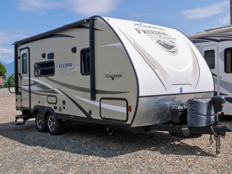 2018 Coachmen Freedom Express 192RBS  Travel Trailer