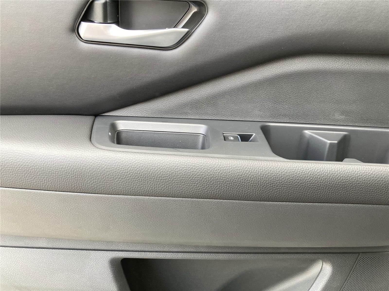 2025 Nissan Pathfinder Platinum photo 37