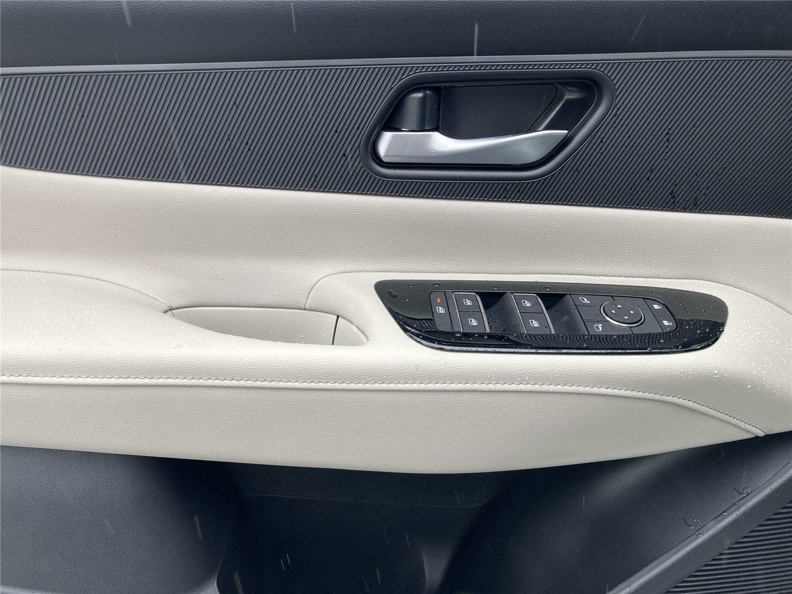 2025 Nissan Murano SV photo 22